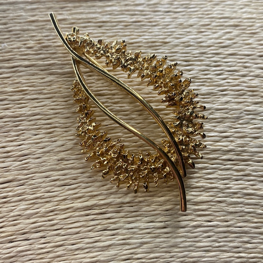 Vintage signed D’Orlan brooch pin